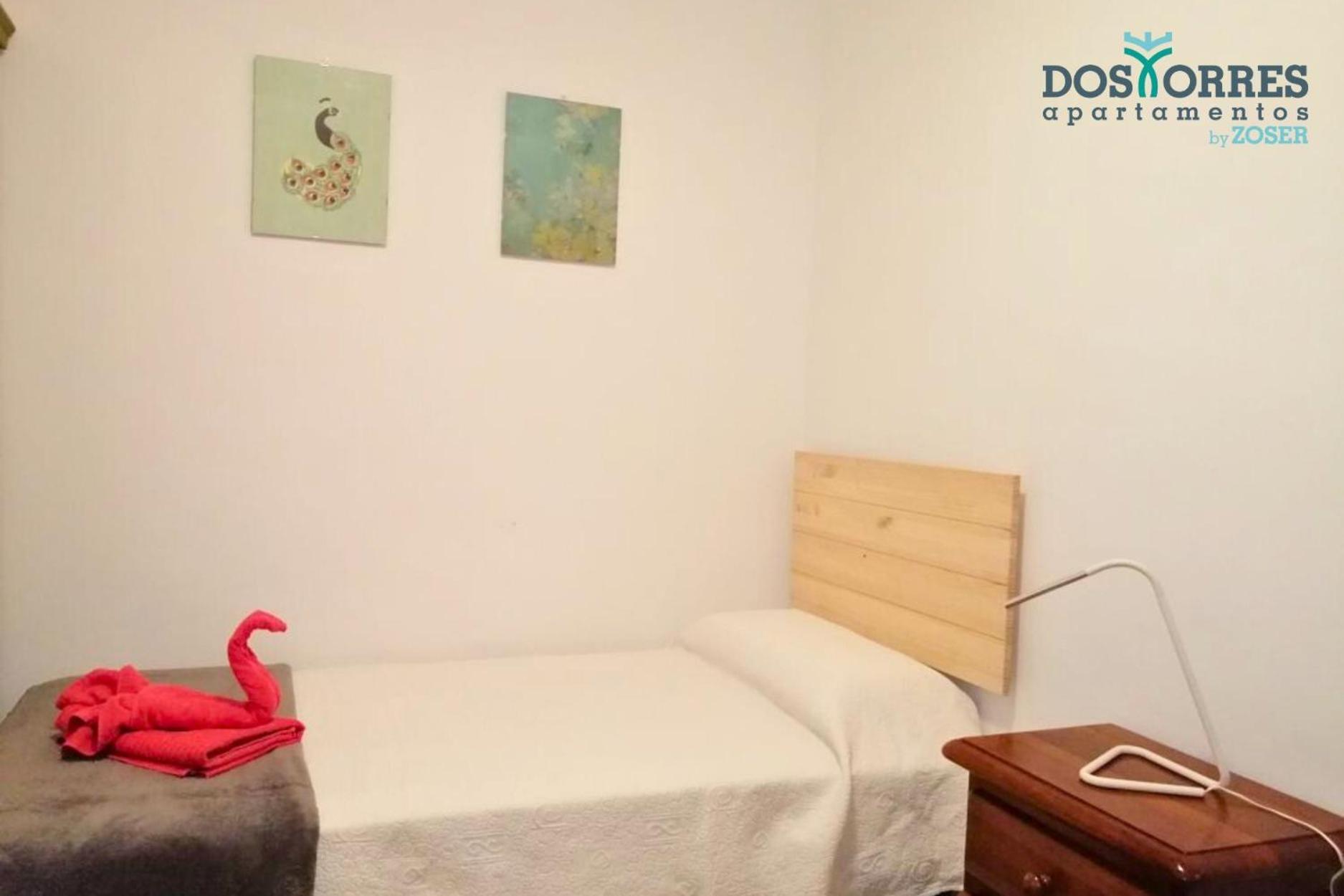 Dos Torres Gandalf -WiFi y parking gratis -Bañera grande Apartment Zaragoza Bagian luar foto